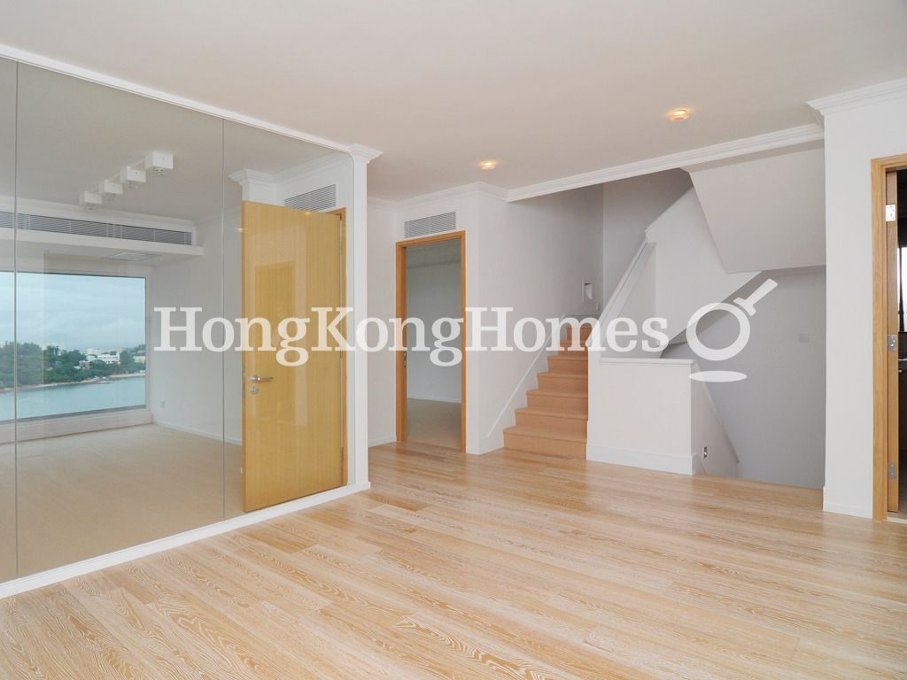 Rooms on 3rd Floor — Pinewaver Villas, Chung Hom Kok