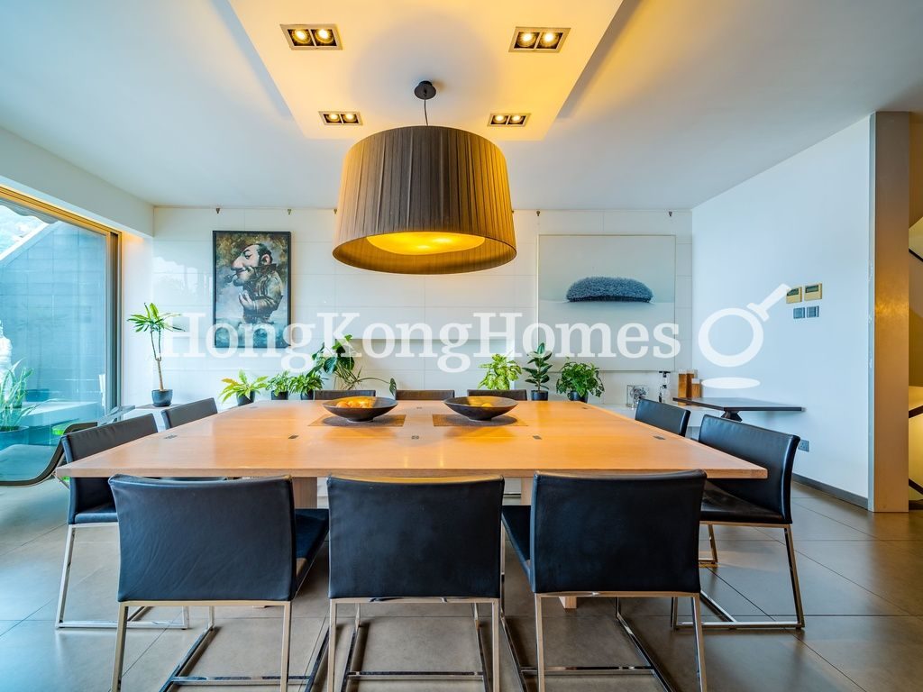 Dining Room — Wing On Villas, The Peak
