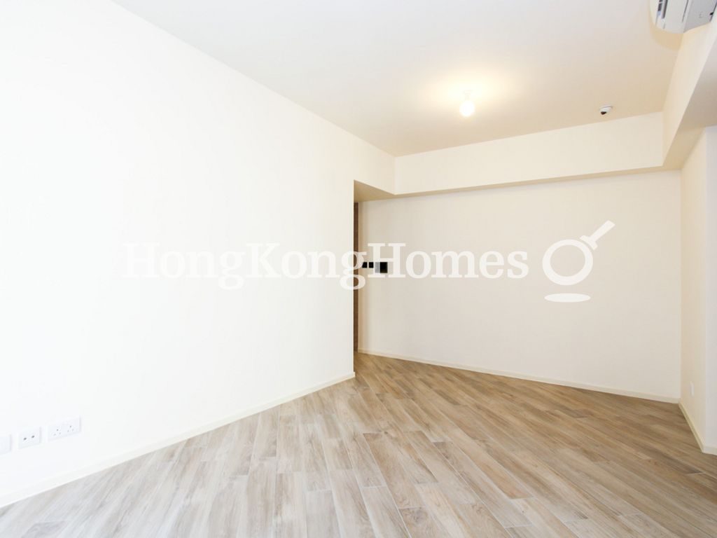 Living and Dining Room — Fleur Pavilia - Tower 03, North Point