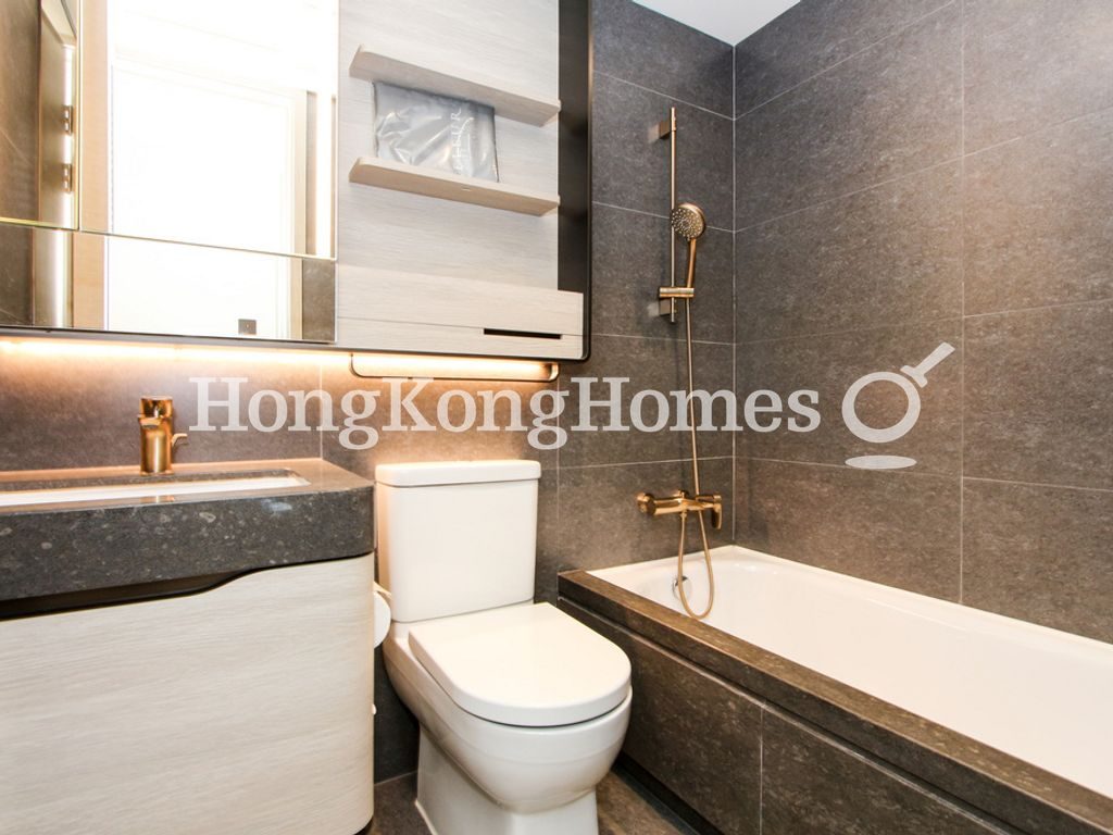 Guest Bathroom — Fleur Pavilia - Tower 03, North Point