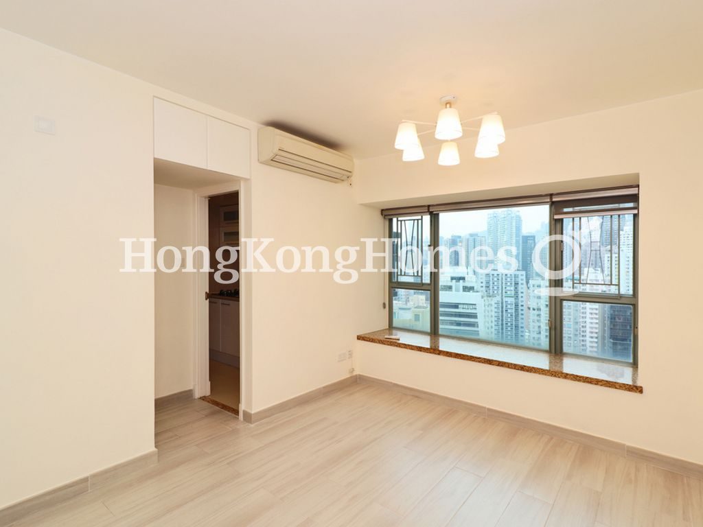 photo 2 — Queen's Terrace - Tower 01, Sheung Wan