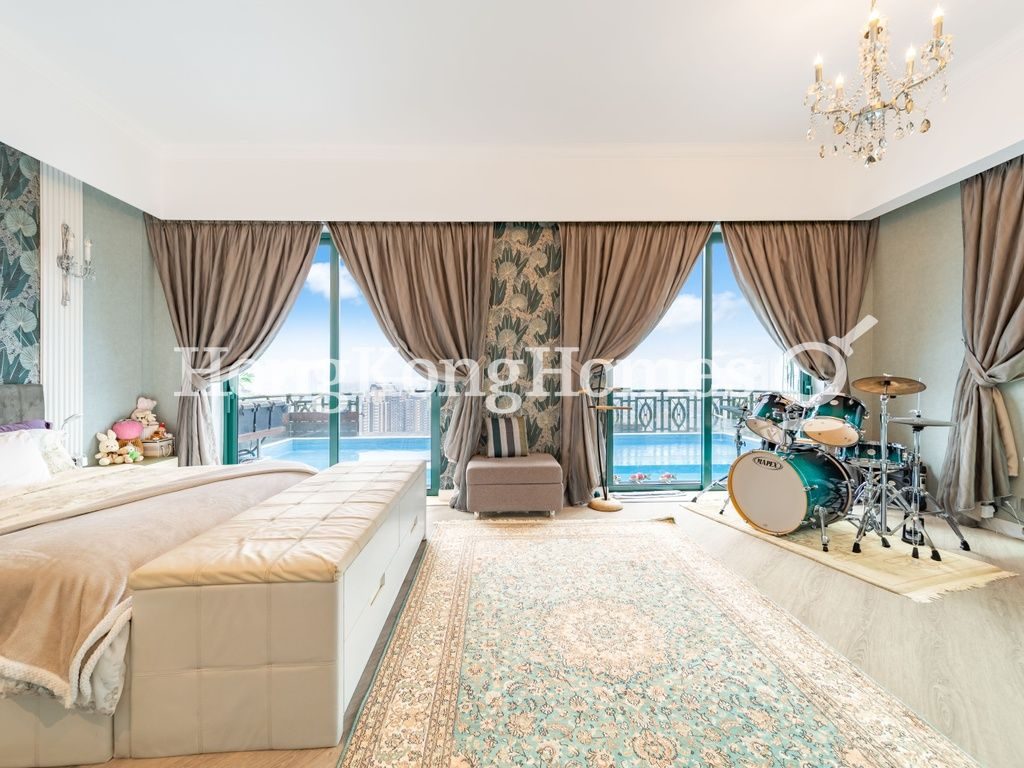 Master Bedroom — Ellery Terrace, Ho Man Tin / Waterloo Road