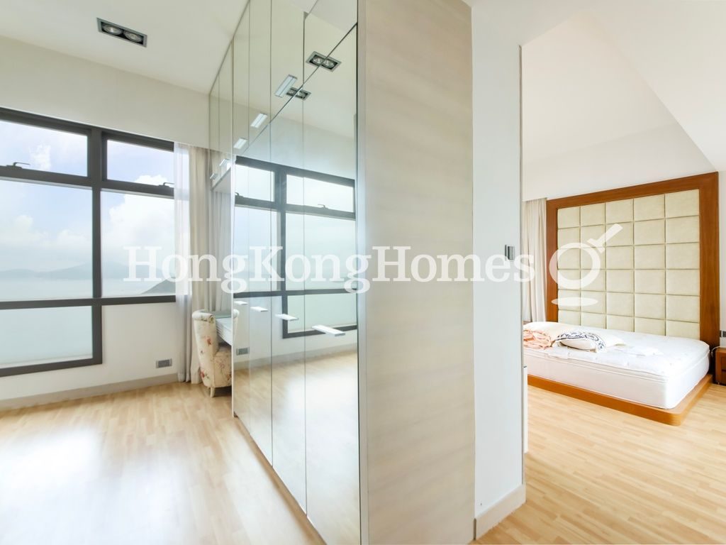Master Bedroom — Grosvenor Place, Repulse Bay
