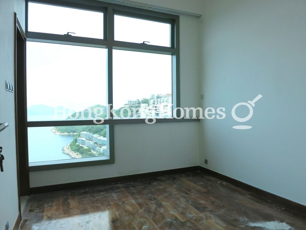 Second Ensuite Bedroom — Grosvenor Place, Repulse Bay