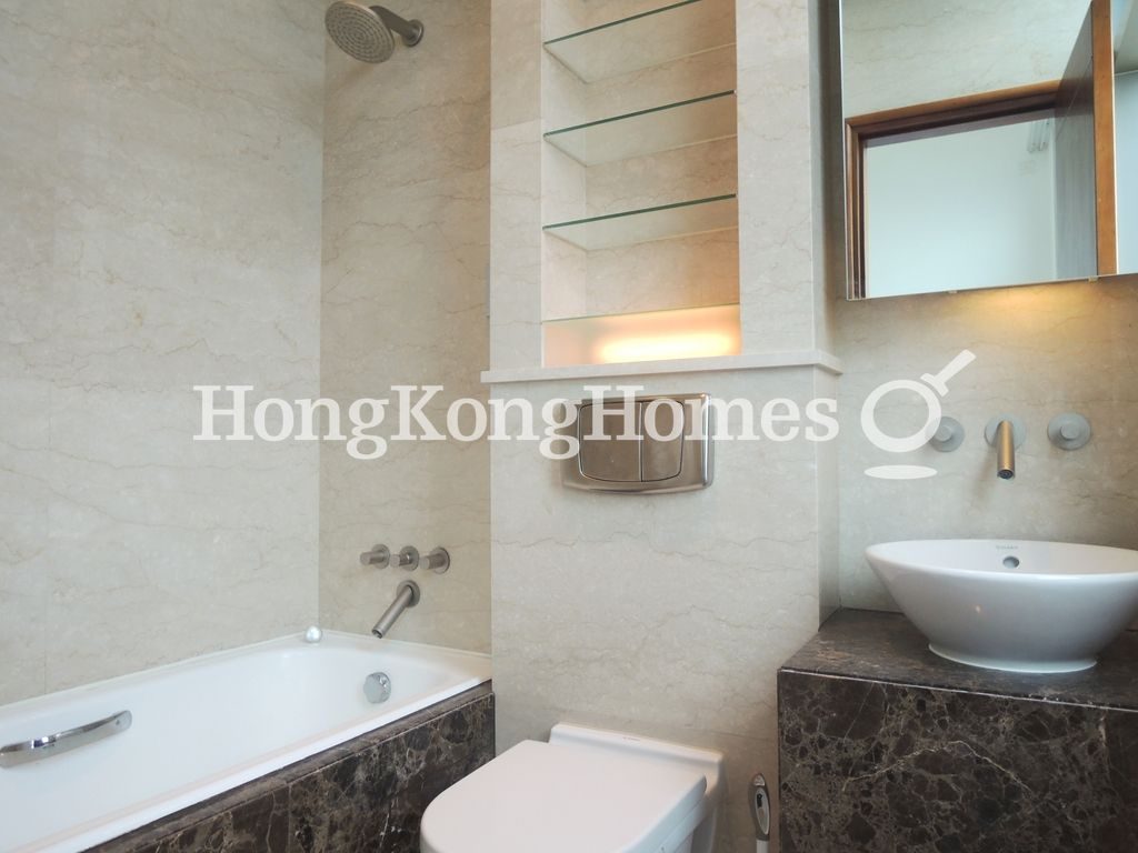 Second Ensuite Bathroom — Grosvenor Place, Repulse Bay