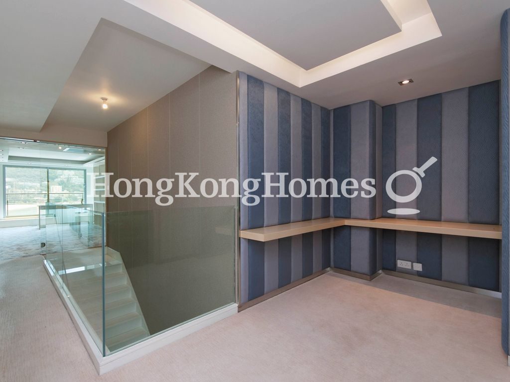 Internal Staircase — Repulse Bay Road, 56, Repulse Bay