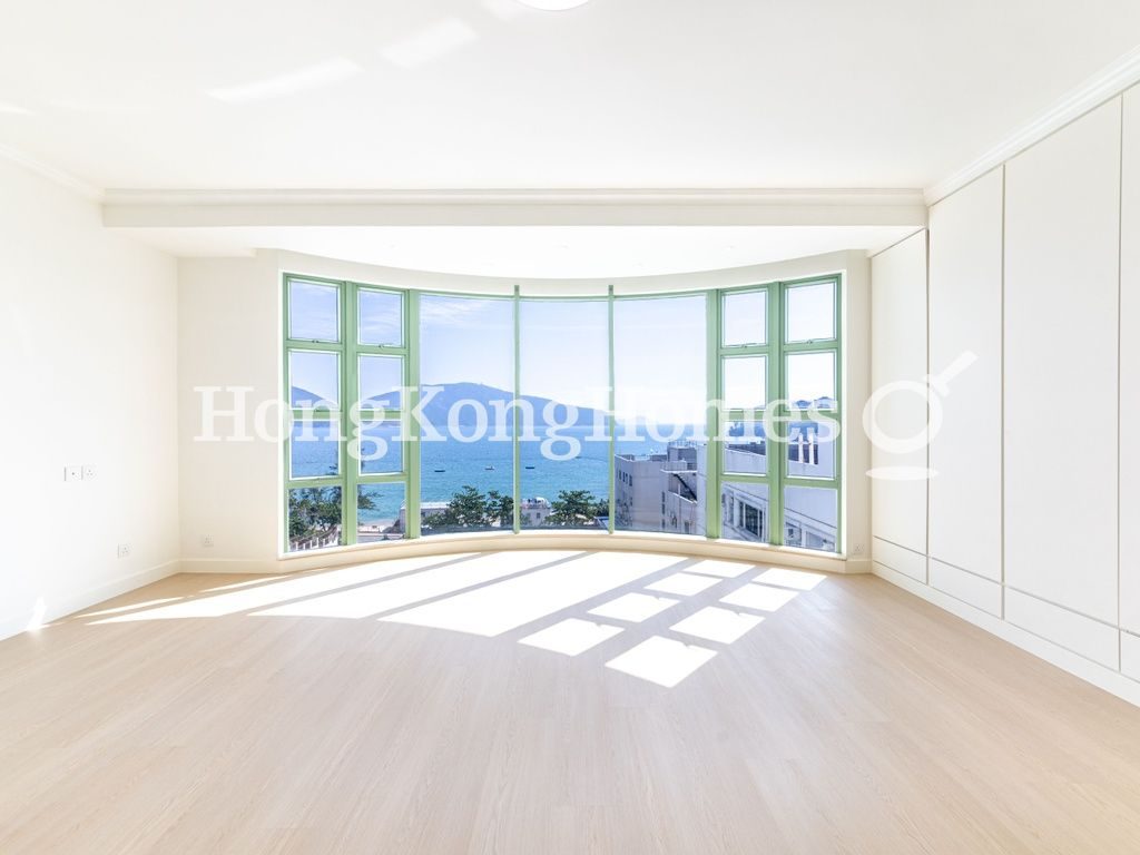 Master Bedroom — Stanley Breeze, Stanley