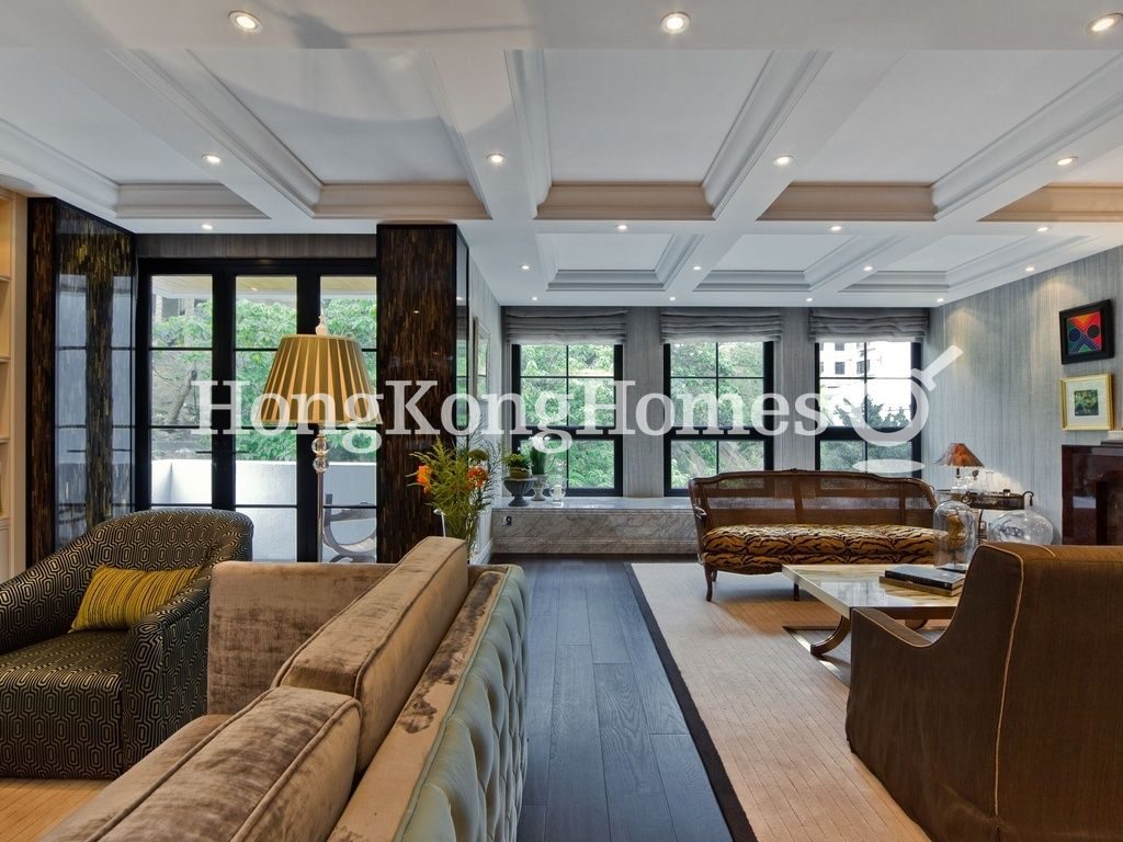 Living Area leading to Terrace — Consort Rise, 17, Pokfulam