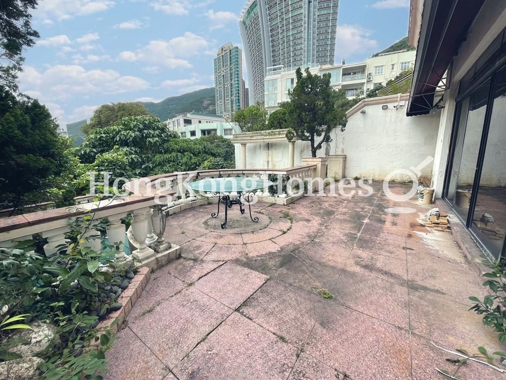 Private Garden — Villa Corniche, Repulse Bay