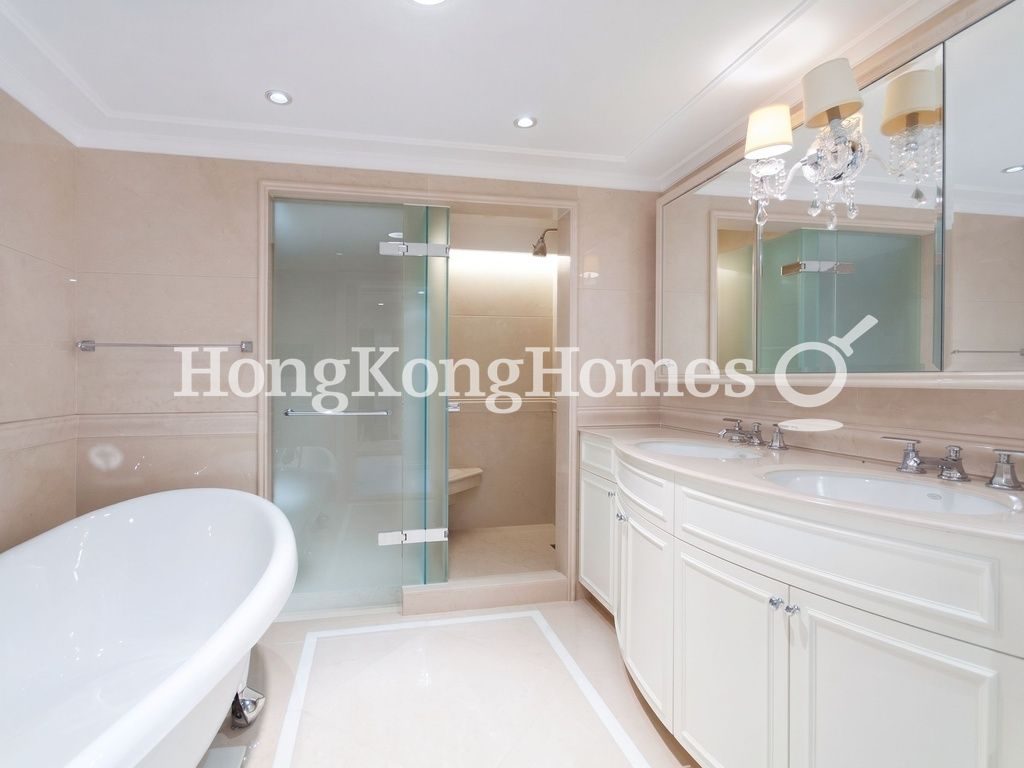 Master Bathroom — Repulse Bay Road, 56, Repulse Bay