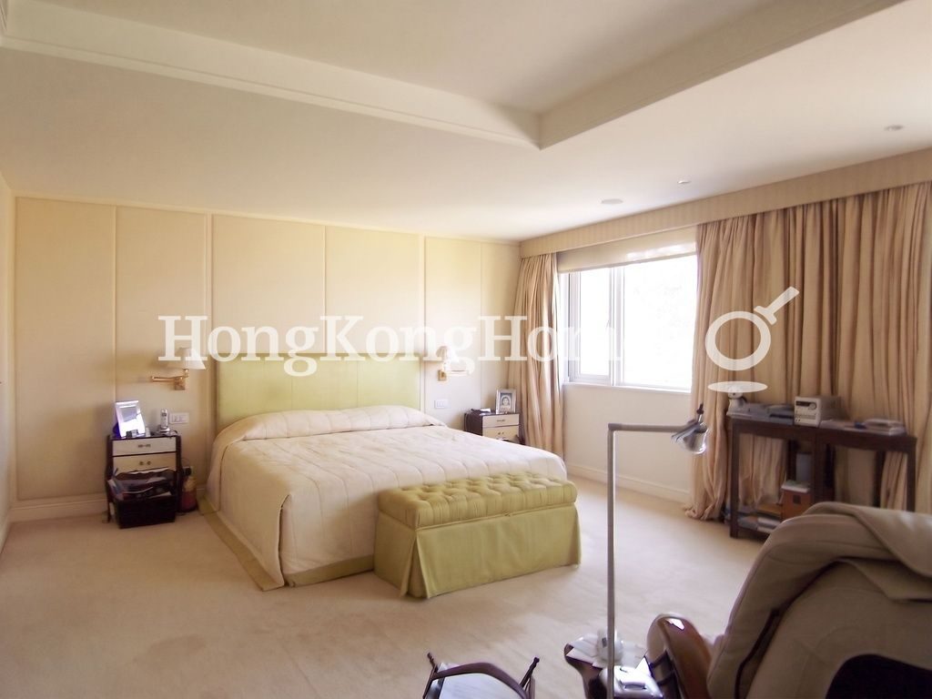Master Bedroom — Kellett Villas, The Peak
