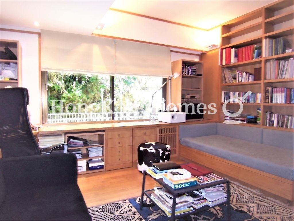 Third Bedroom — Kellett Villas, The Peak