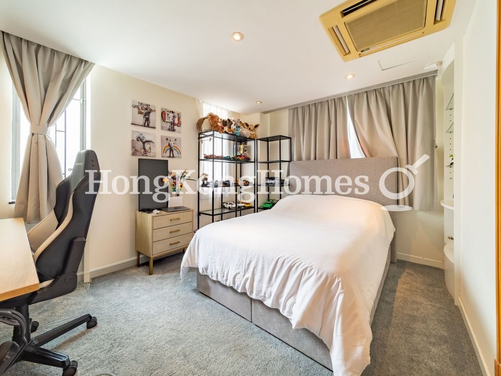 Fourth Bedroom — Moorsom Road, 5, Jardine's Lookout
