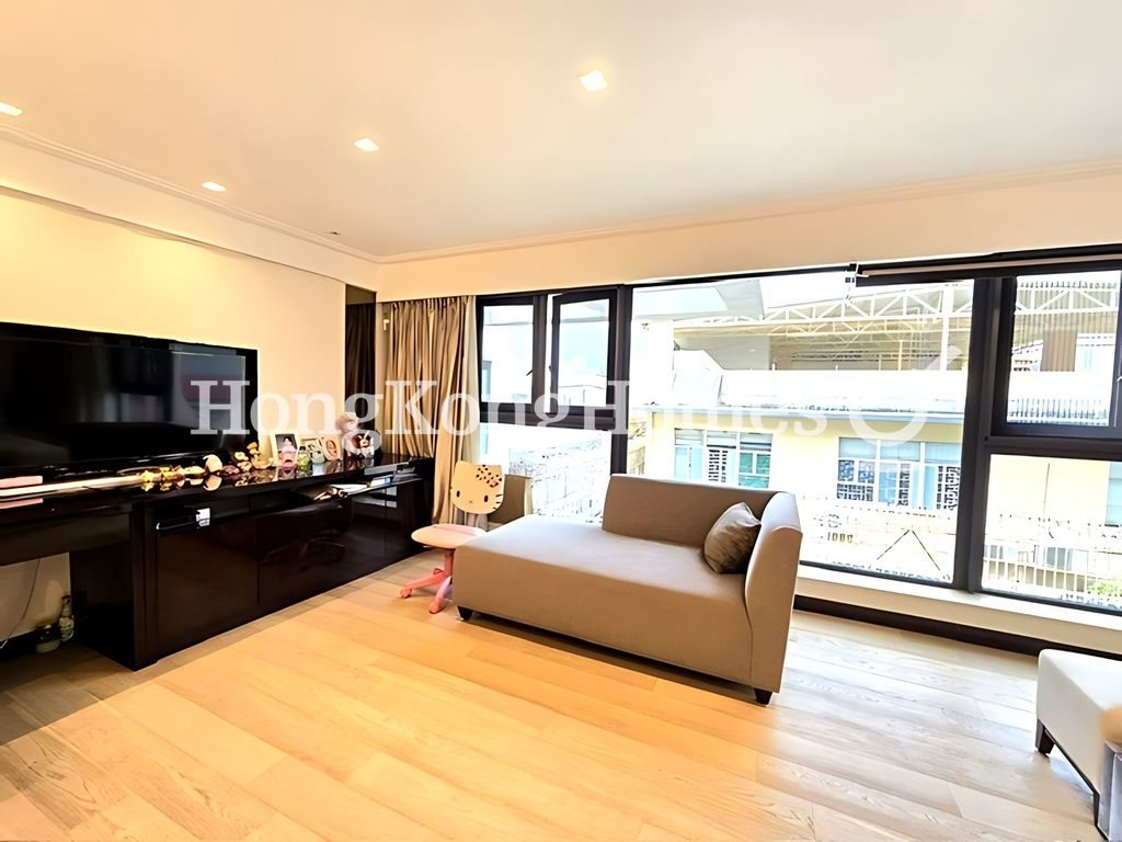 Family Room — 1 Oxford Road, Kowloon Tong