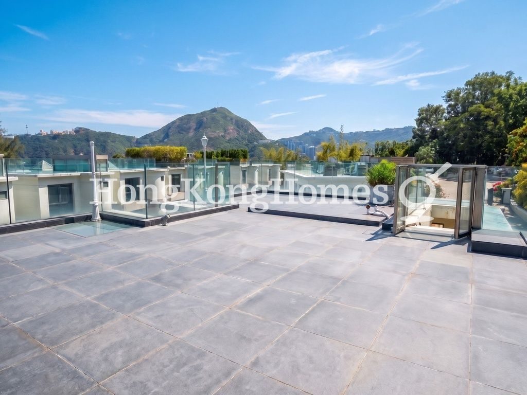 Private Roof Terrace — Double Bay, Deep Water Bay