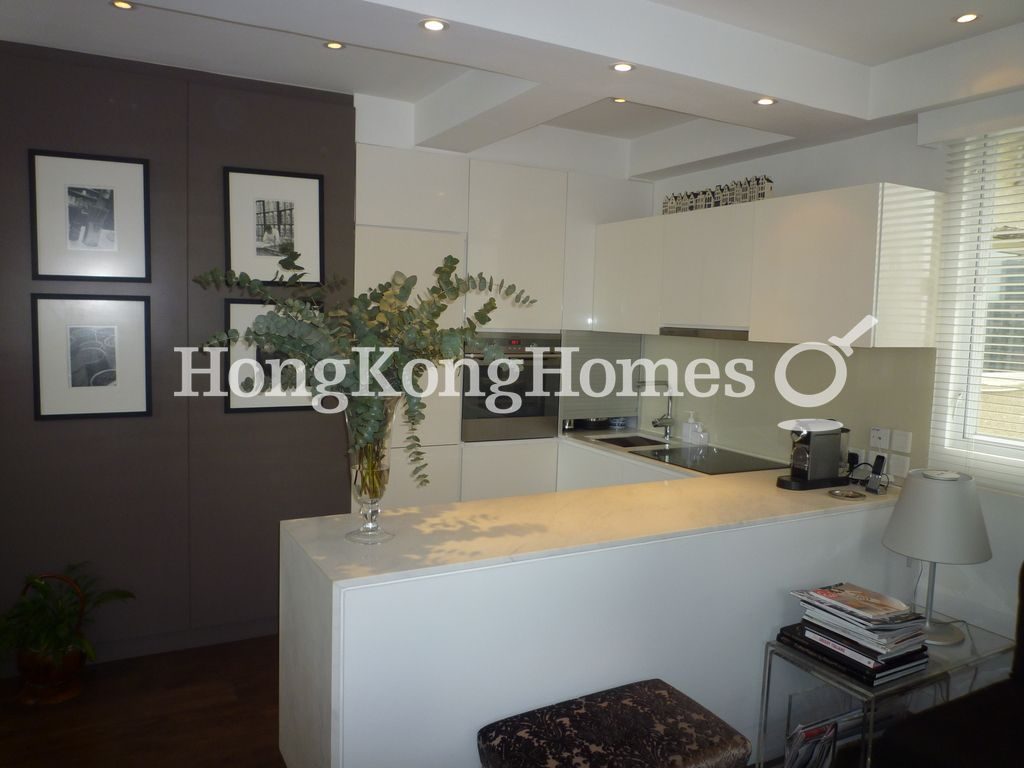 Open Kitchen — Tong Nam Mansion, Sai Ying Pun