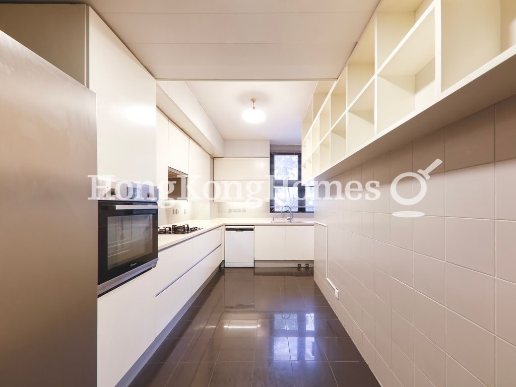 Kitchen — Abergeldie, The Peak