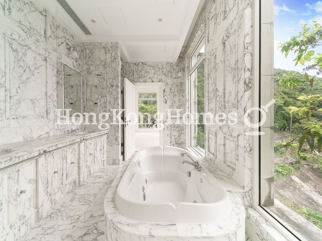 Master Bathroom — Repulse Bay Road, 110, Repulse Bay