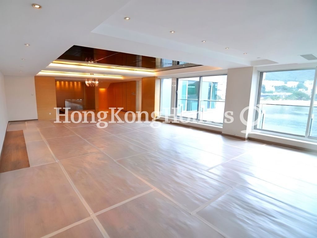 Living and Dining Room — Repulse Bay Road, 56, Repulse Bay