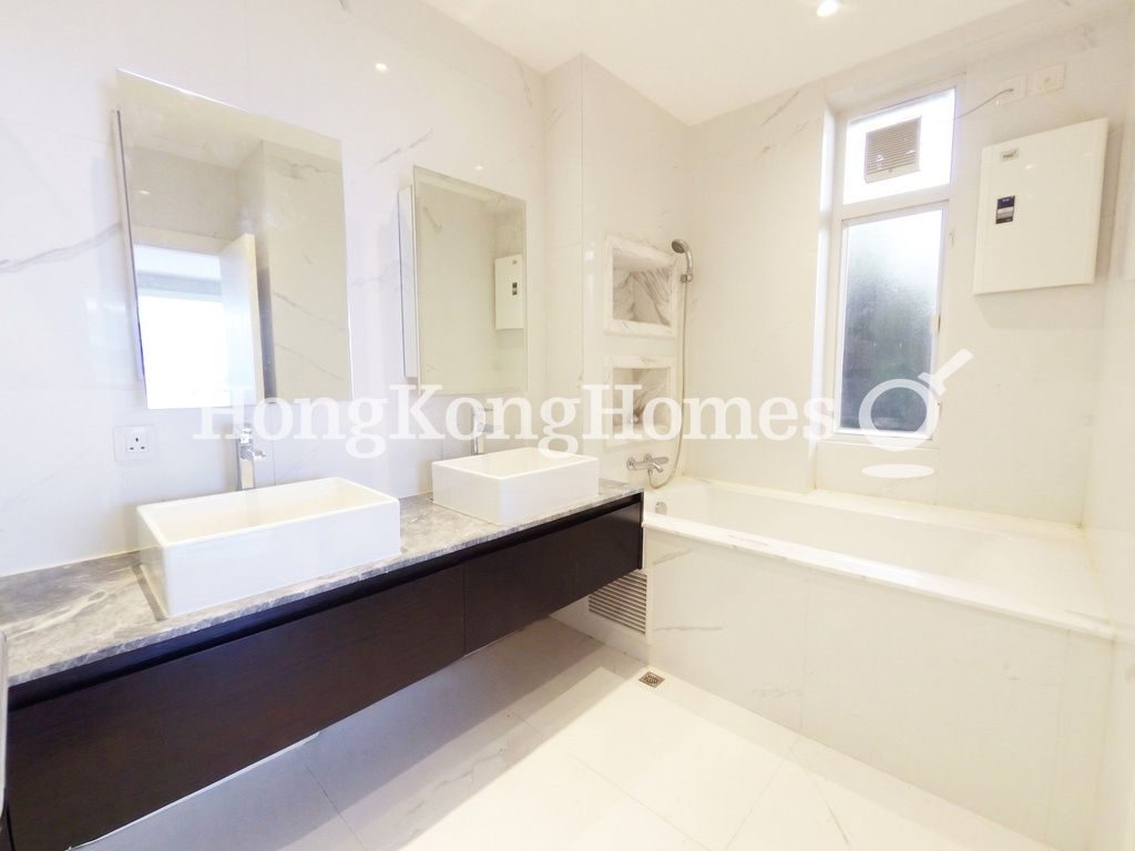 Master Bathroom — Tai Tam Road, 10A-10C, Tai Tam