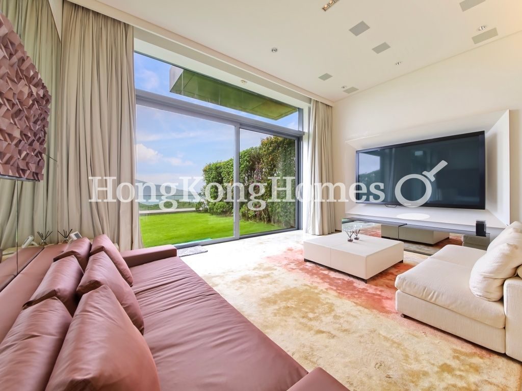 Living Room — 3 Plunkett's Road, The Peak