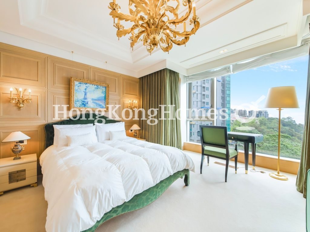 Second Ensuite Bedroom — 3 Plunkett's Road, The Peak