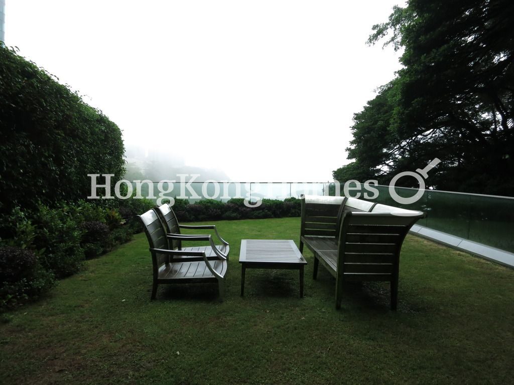Private Garden off Family Room — 3 Plunkett's Road, The Peak