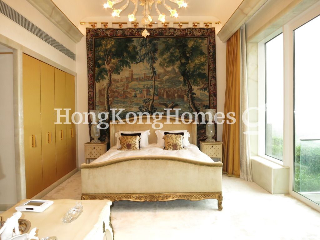 Master Bedroom — 3 Plunkett's Road, The Peak