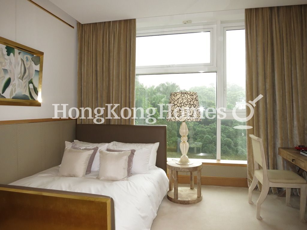 Third Ensuite Bedroom — 3 Plunkett's Road, The Peak