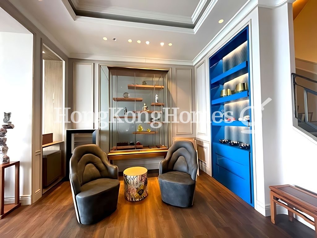 Living and Dining Room — Barker Road, 28, The Peak