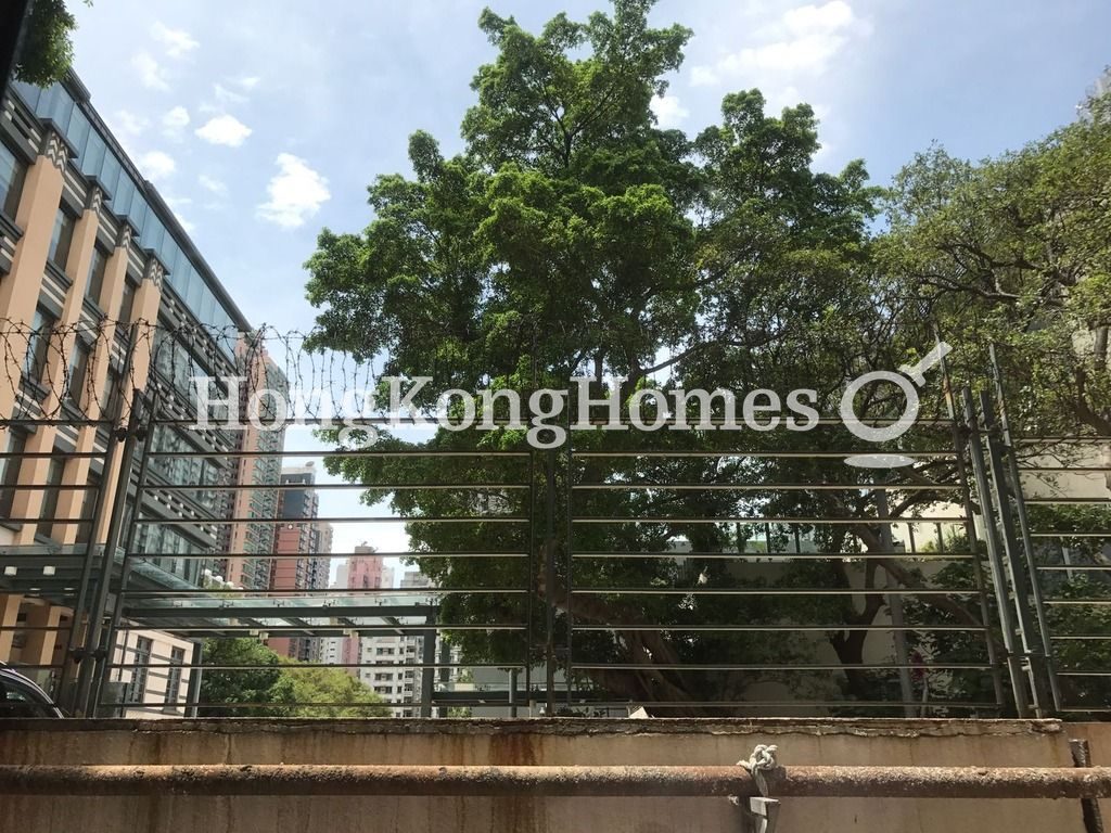 Chung Yin Court