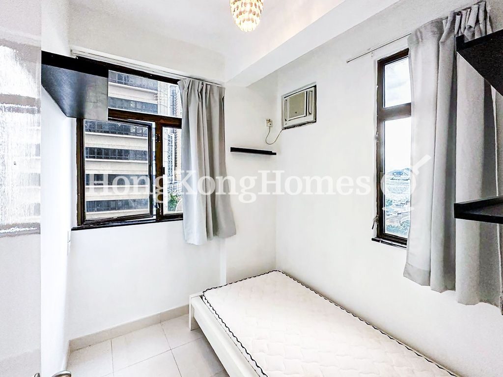 Master Bedroom — Kong Chian Tower - Block 02, Western / Kennedy Town