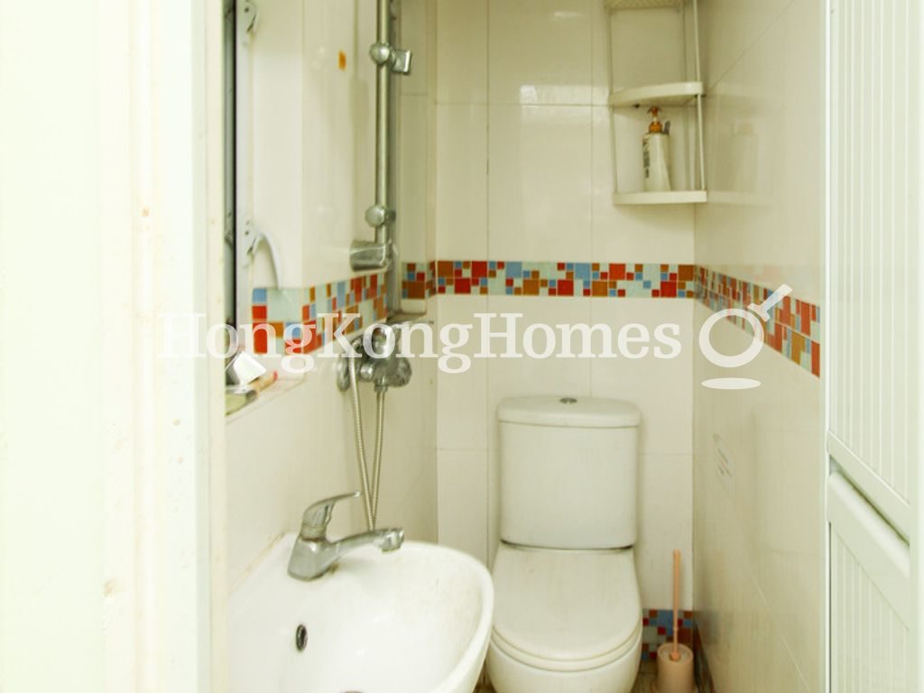 Bathroom — Tung Shing Building, Wan Chai
