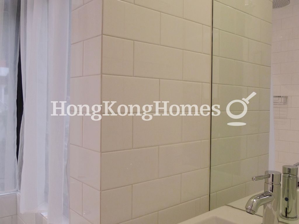 Bathroom — Silver Jubilee Mansion, Sheung Wan