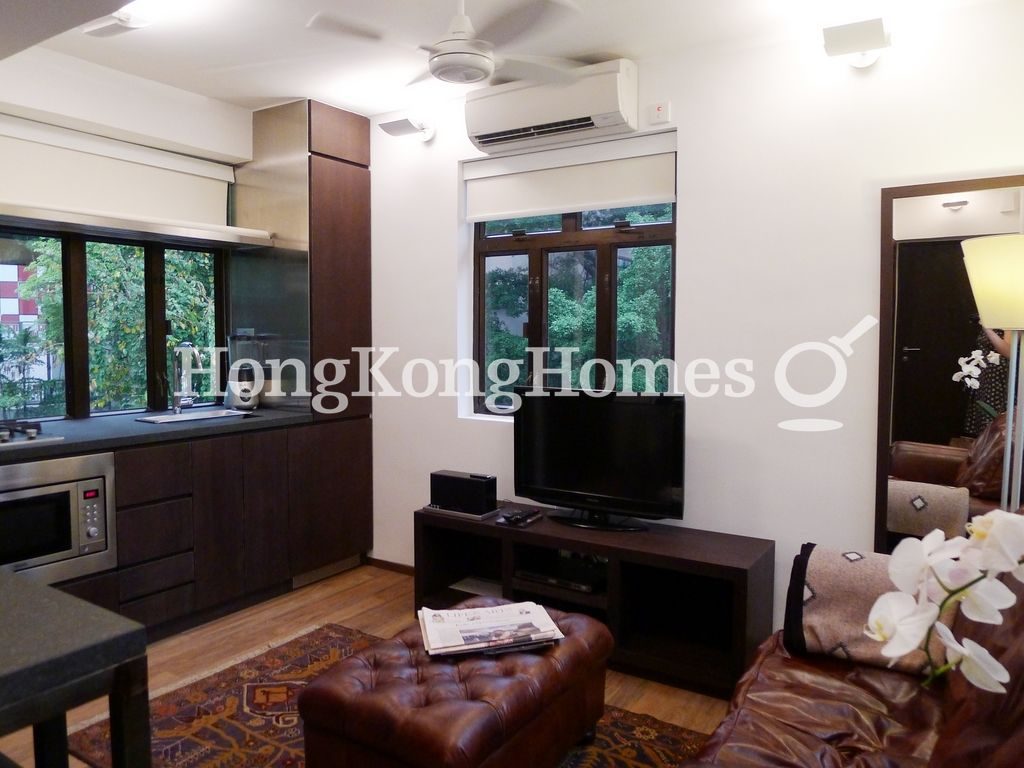 Living Area — Silver Jubilee Mansion, Sheung Wan