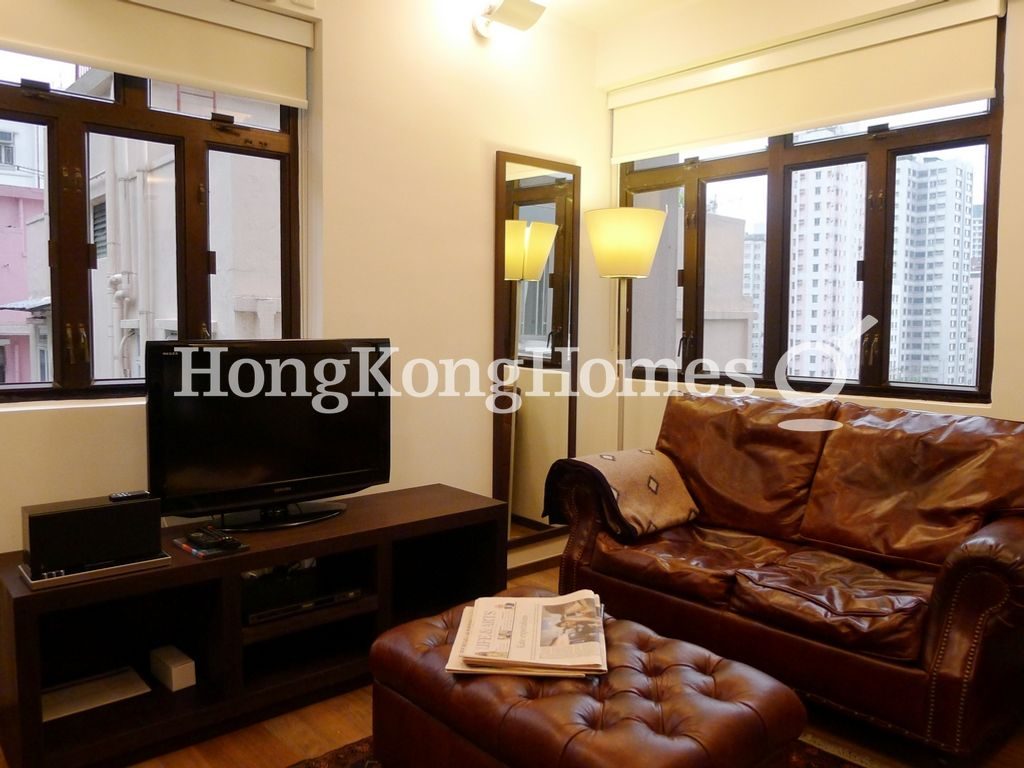 Living Area — Silver Jubilee Mansion, Sheung Wan