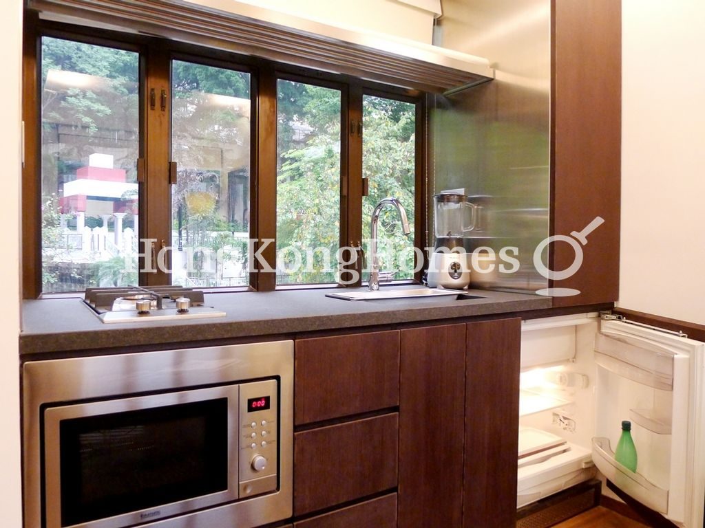 Open Kitchen — Silver Jubilee Mansion, Sheung Wan