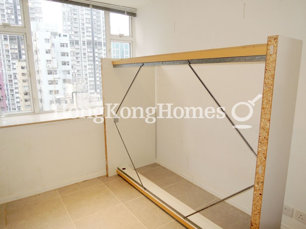 photo 7 — Wah Fai Court, Mid-levels West