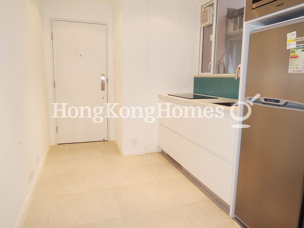 photo 9 — Wah Fai Court, Mid-levels West