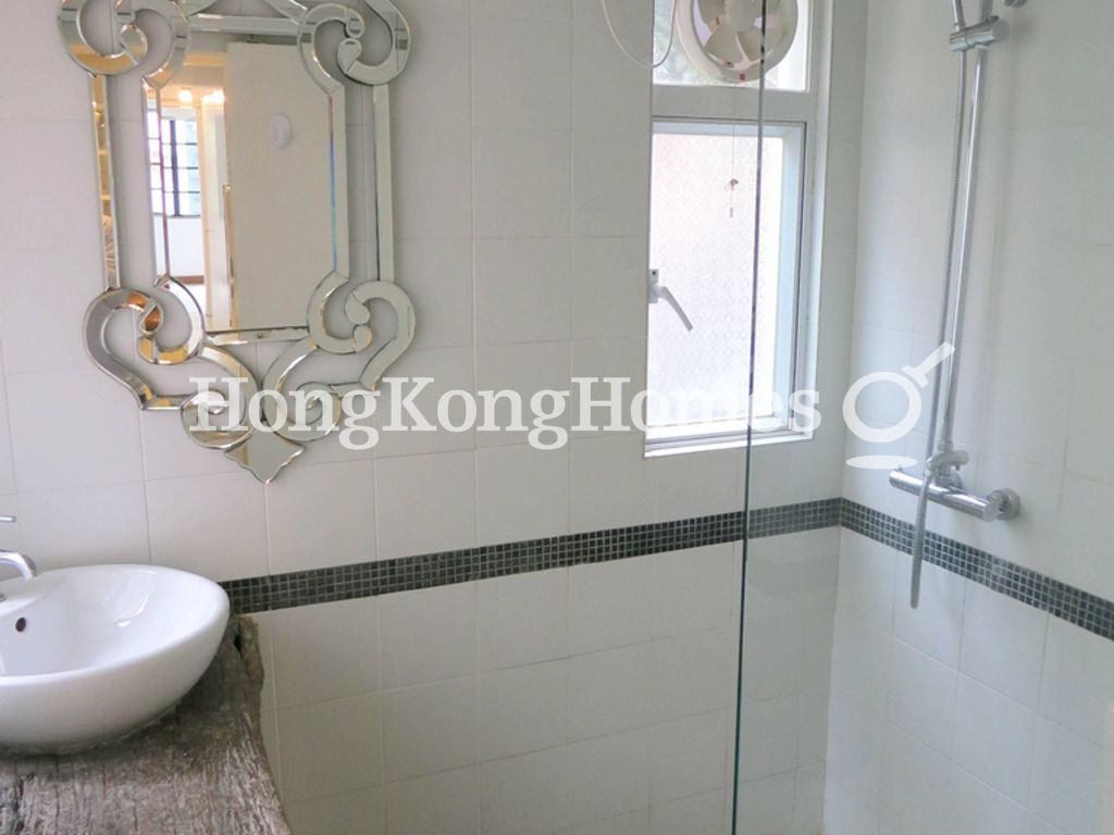 Guest Bathroom — Square Street, 20-22, Sheung Wan