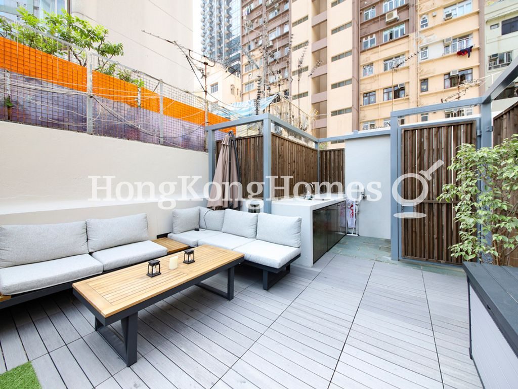 Private Roof Terrace — Tung Yuen Building, Central