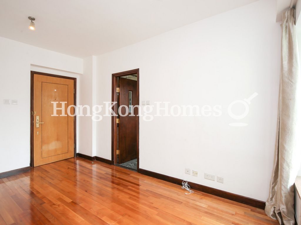 Living and Dining Room — Bellevue Place, Sheung Wan