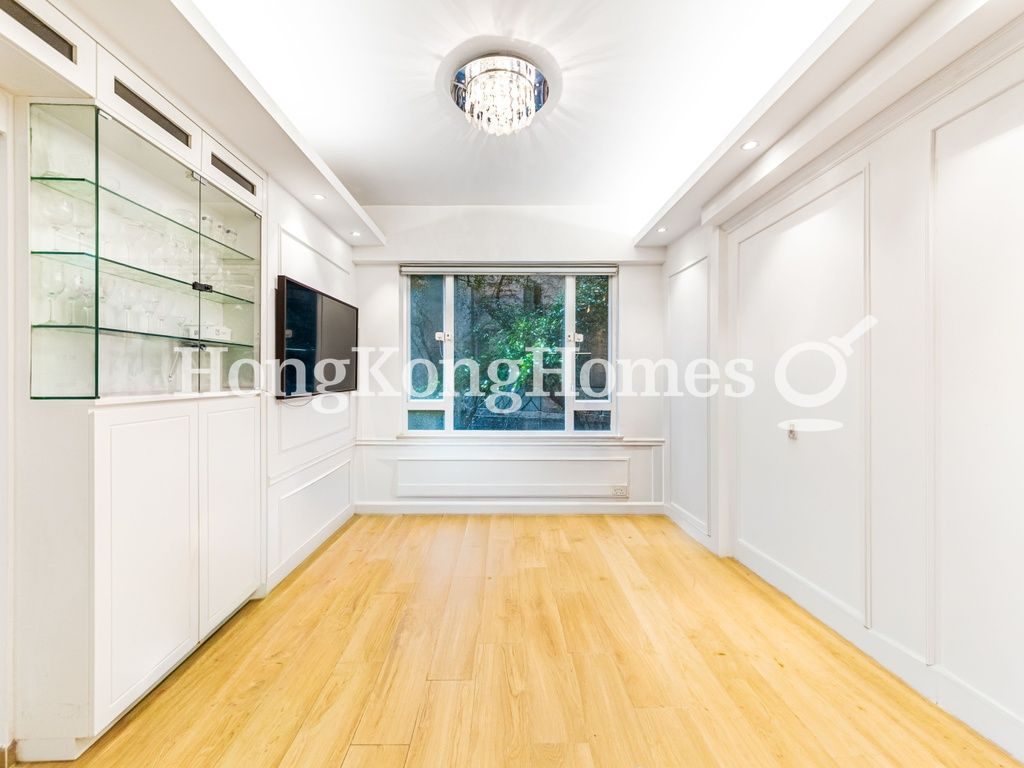 Living and Dining Room — All Fit Garden, Mid-levels West
