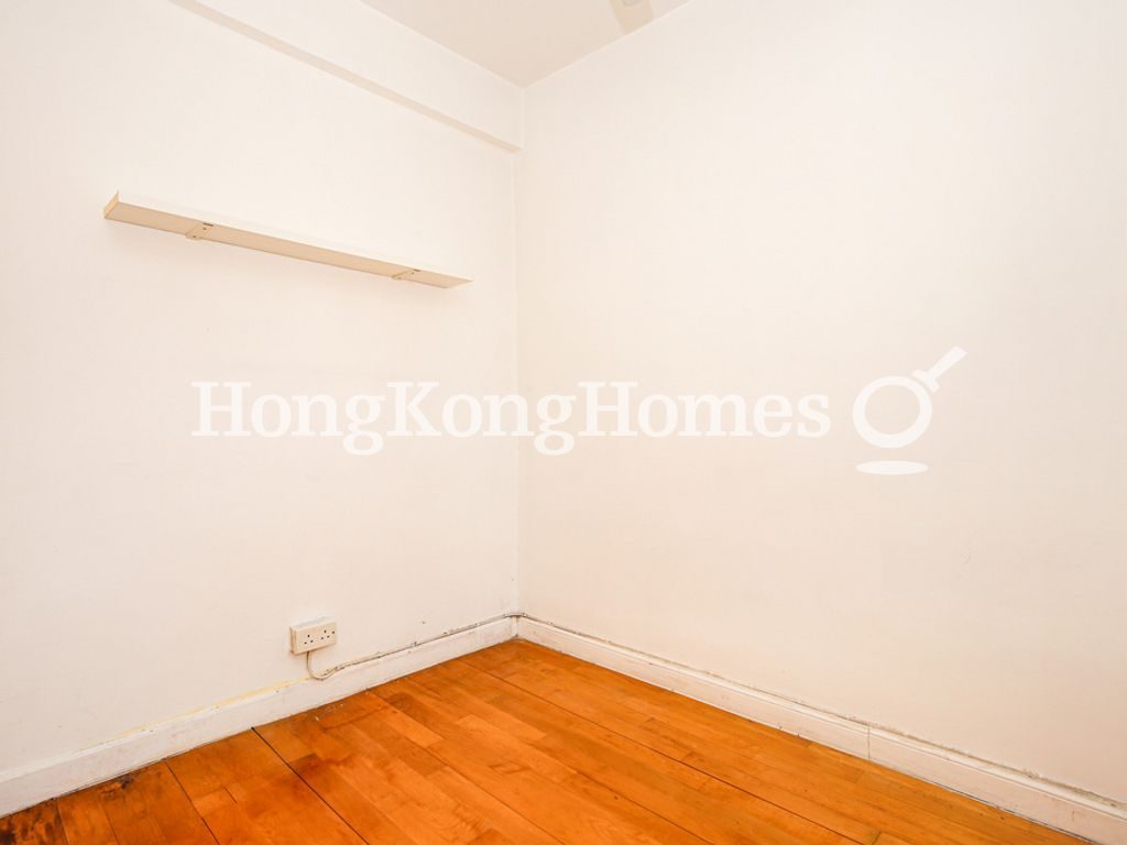 Master Bedroom — Ko Nga Court, Sai Ying Pun