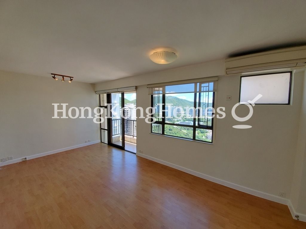 Living and Dining Room — Phase 3 - Parkvale Village - Woodgreen Court, Discovery Bay