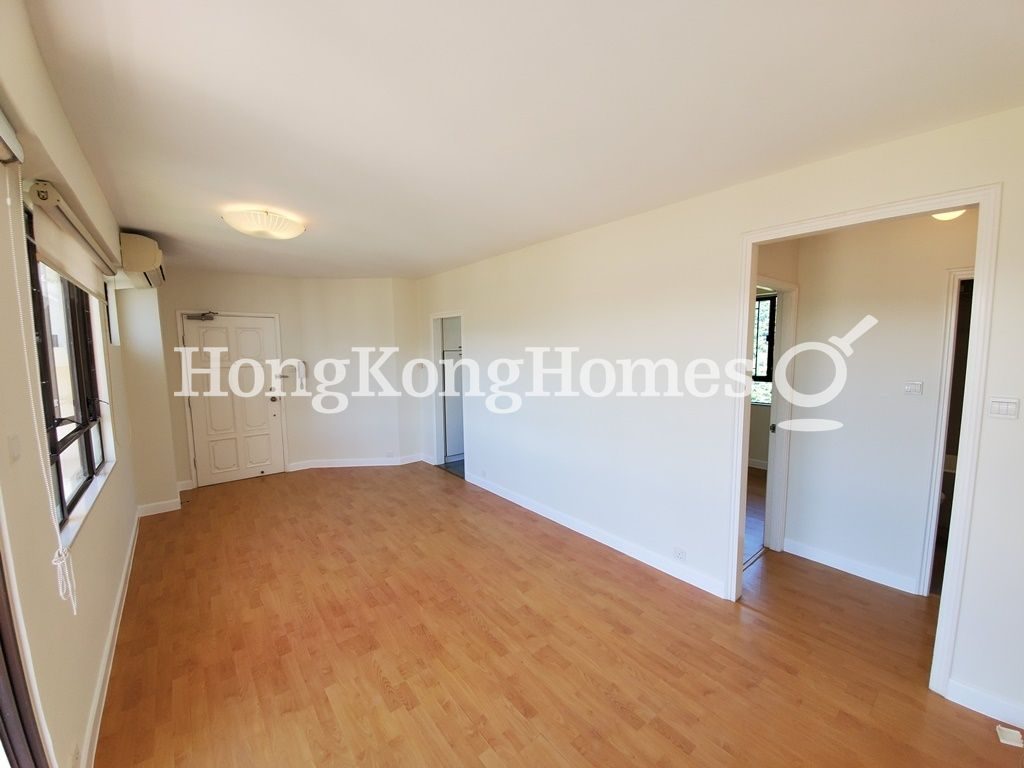 Living and Dining Room — Phase 3 - Parkvale Village - Woodgreen Court, Discovery Bay