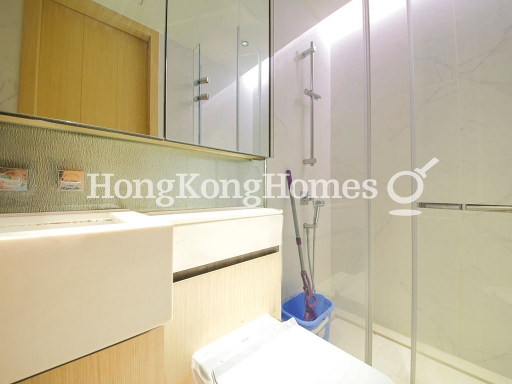 Bathroom — The Hudson, Western / Kennedy Town