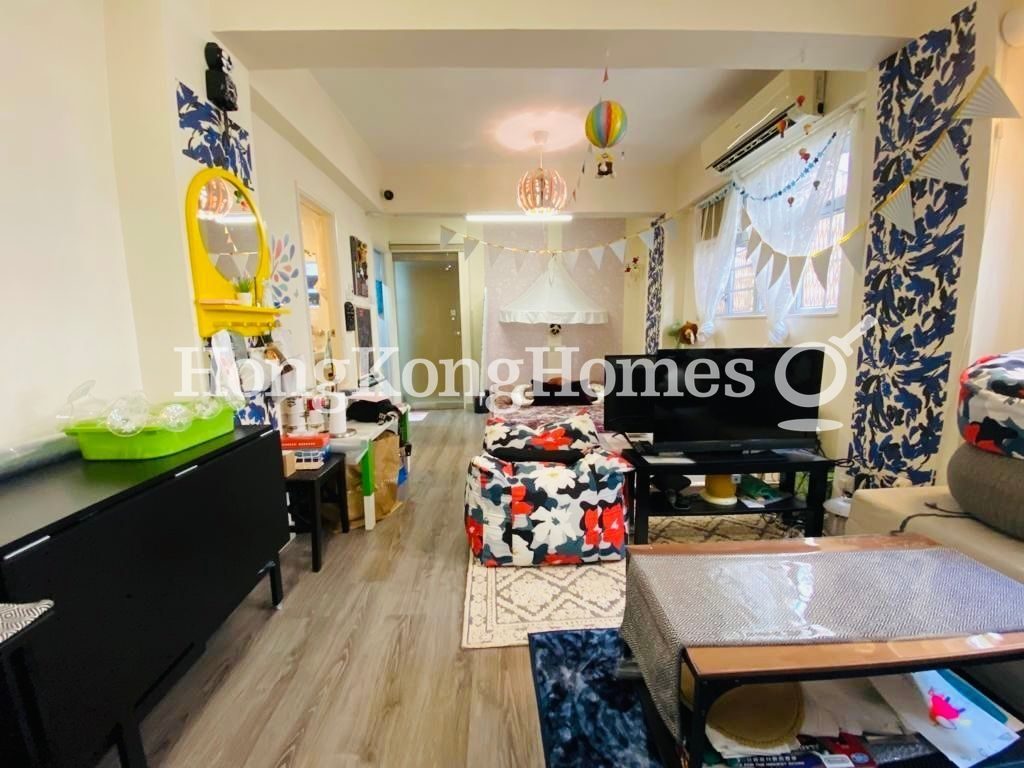 Studio — Han Hing Mansion, Tsim Sha Tsui