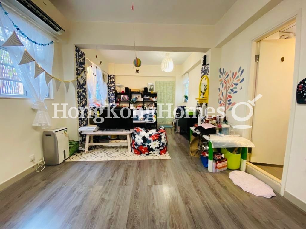 Studio — Han Hing Mansion, Tsim Sha Tsui
