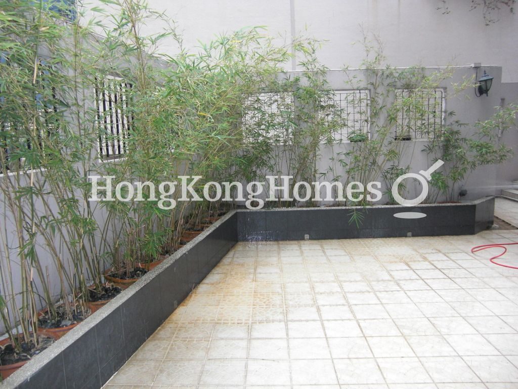 Private Terrace — Kui Yan Court, Western / Kennedy Town